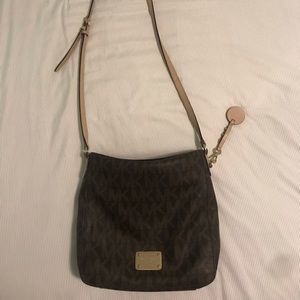 Michael Kors Crossbody messenger bag.